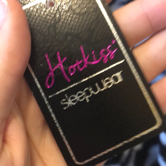 NWT robe - Picture 6 of 7